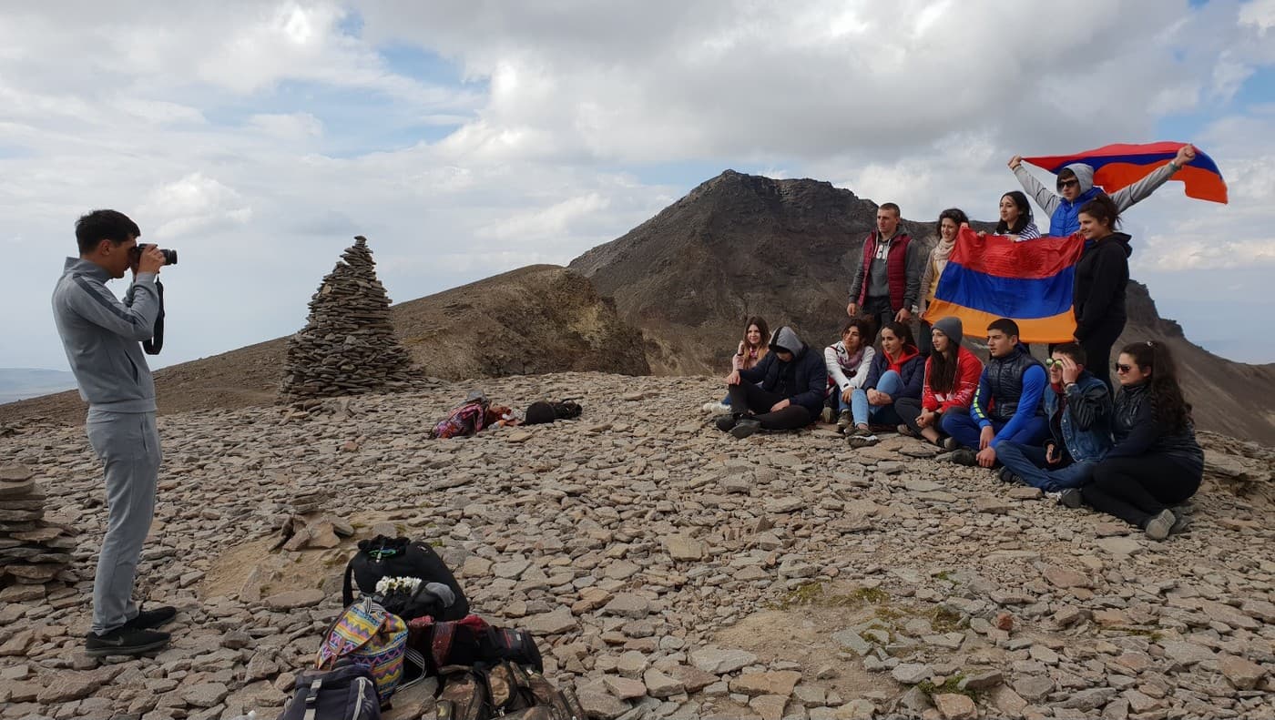Aragats_Mountain_1