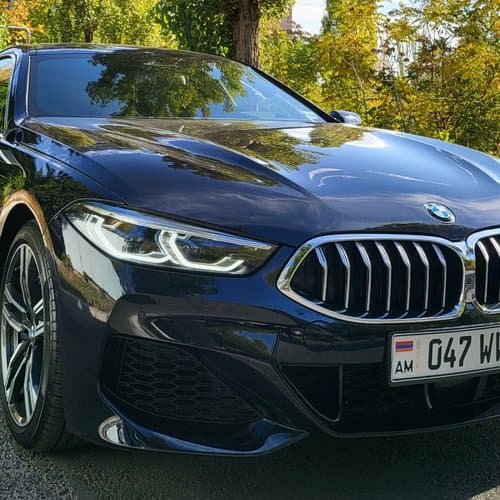 BMW-8-Series_1_1600X900