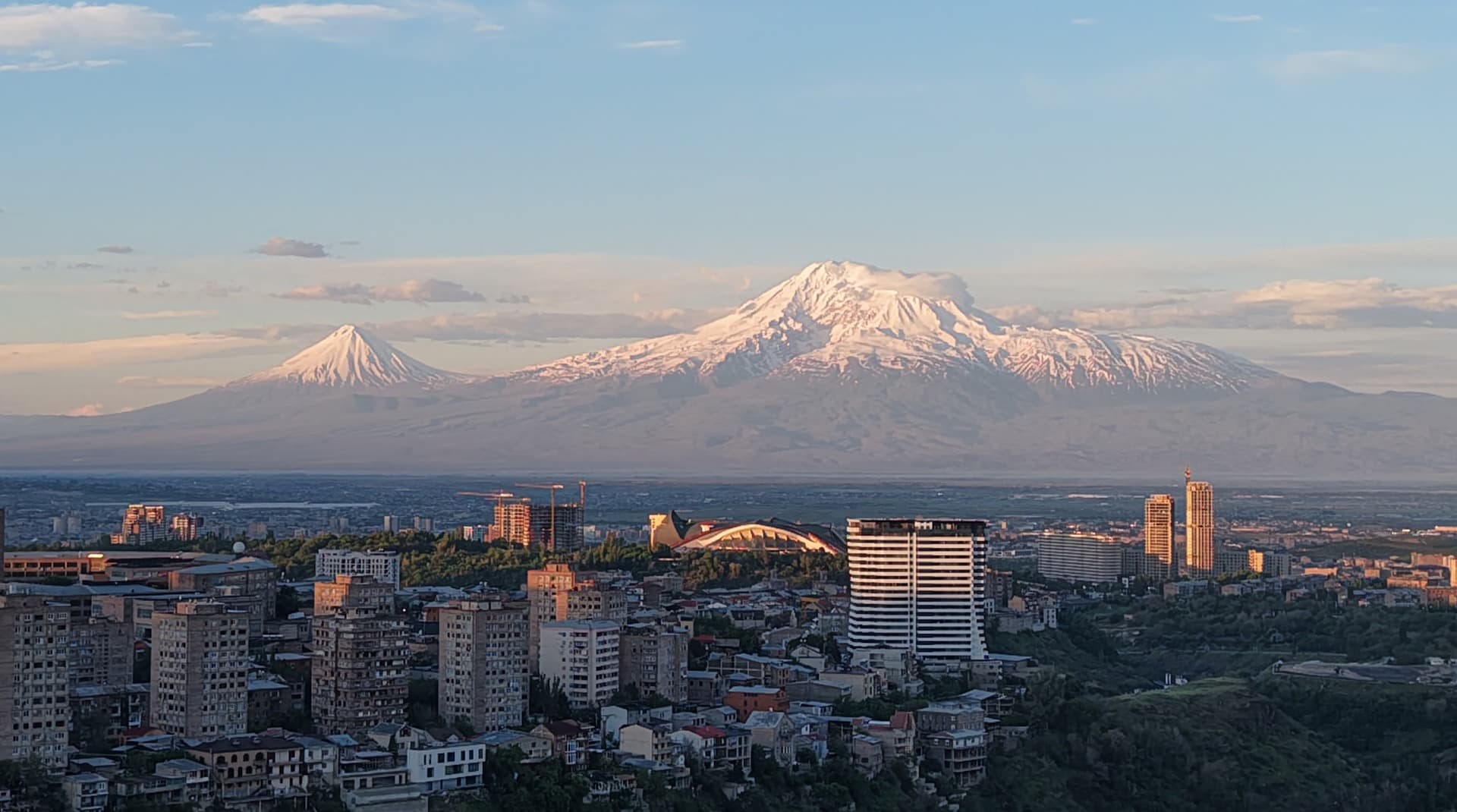 Ararat_Homepage_16X9